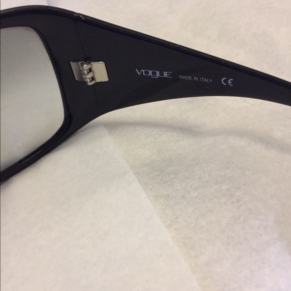 Vogue Sunglasses - Picture 4 of 6